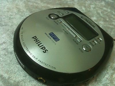 Newly listed 01 02 03 04 Ford Escape Explorer Radio Cassette CD Player 