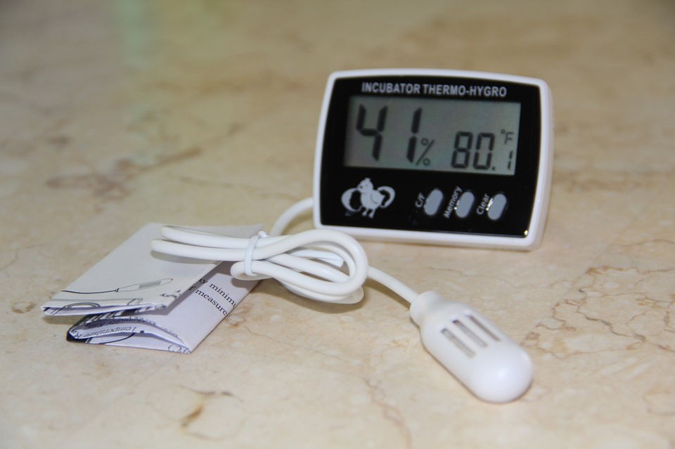 DIGITAL EGG INCUBATOR THERMOMETER HYGROMETER WITH PROBE ★