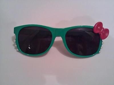 Hello Kitty Sunglasses Fashion Cosplay Costume in Green Kelly Green 