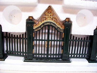 Department 56 Accessories Village Wrought Iron Gate & Fence W/Box