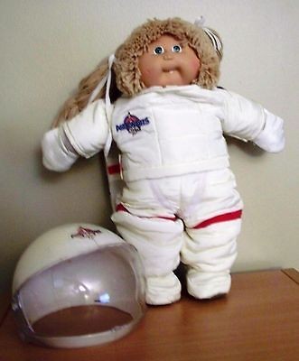 1986 Cabbage Patch Astronaut   16 Tall   With backpack, Helmet 