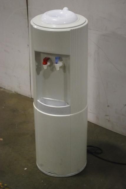 Oasis Hot Cold Bottled Water Cooler Dispenser 501286