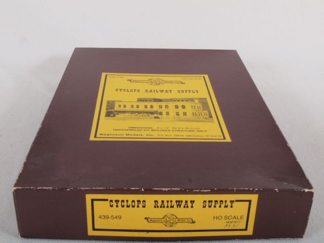 Magnuson Models 439 549 HO Cyclops Railway Supply Building Kit