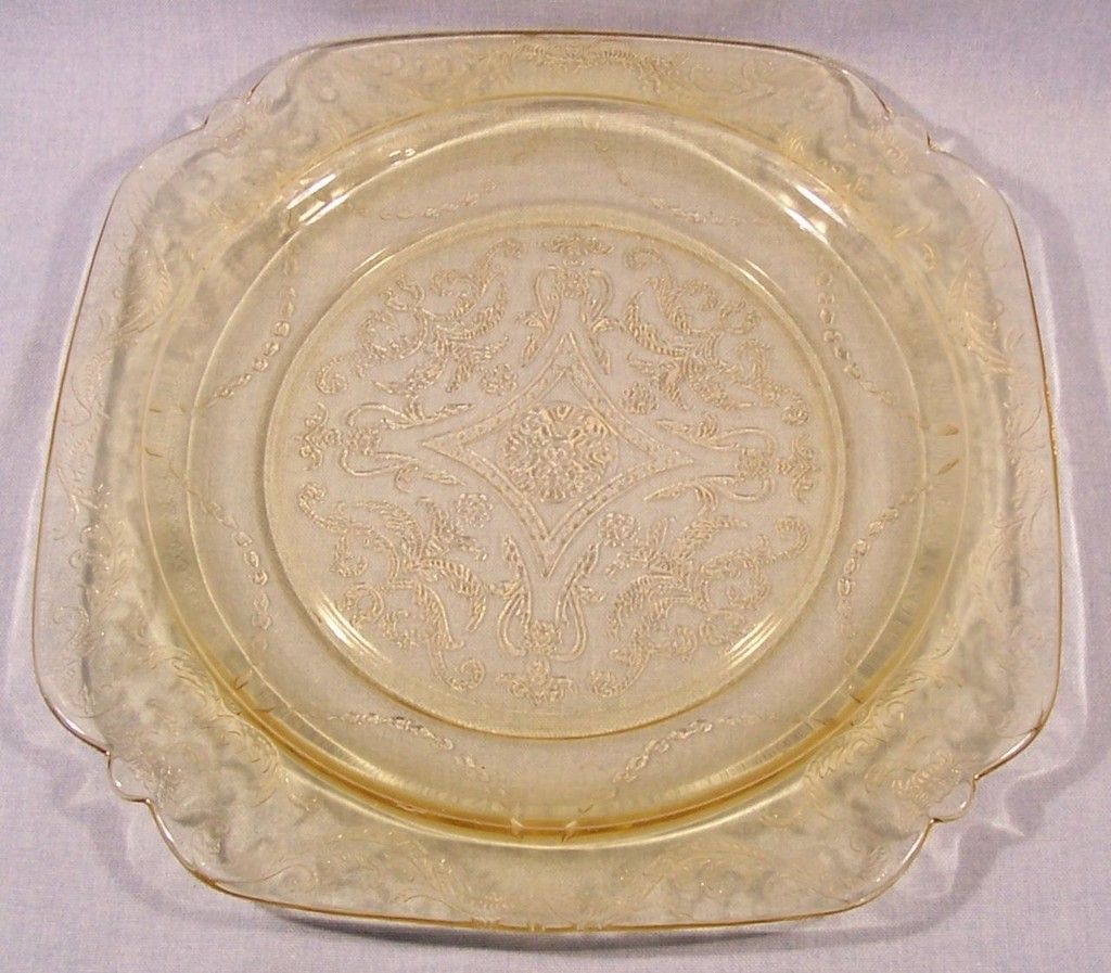 Federal Depression Glass Madrid Amber Luncheon Plate