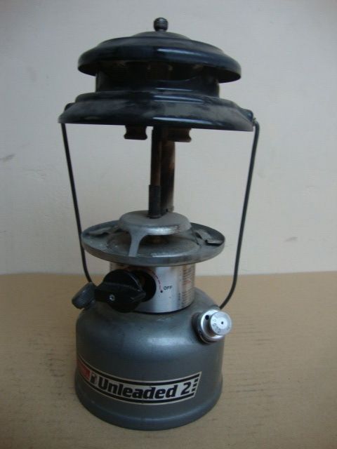 Coleman Unleaded 2 Mod 285–700 Two Mantle Kerosene Lantern