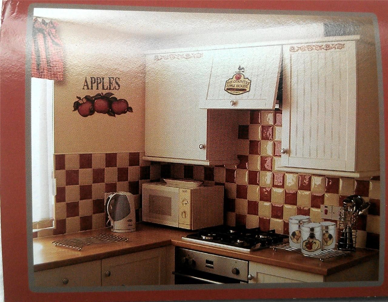  with the popular Apple / Fruit and Rooster Country Kitchen theme