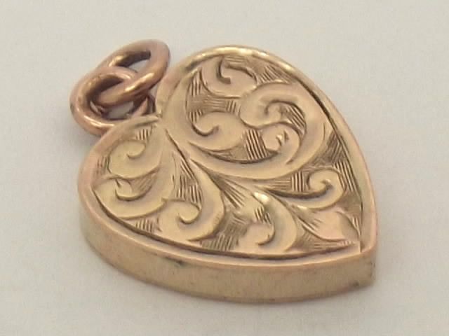 Victorian 9ct Rose Gold Engraved Heart Charm Pendant
