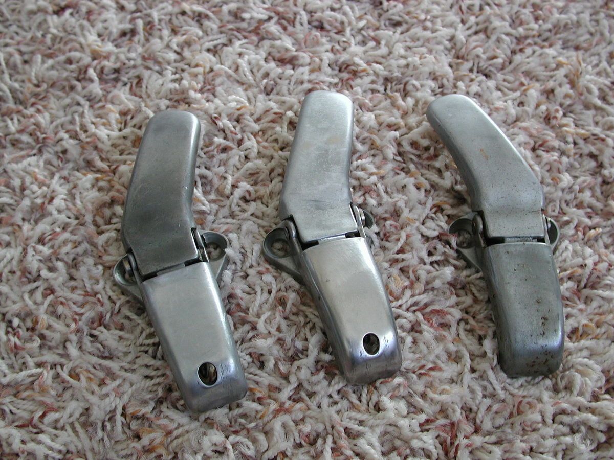 Fiat 124 Spider Convertible Top Latches Nice