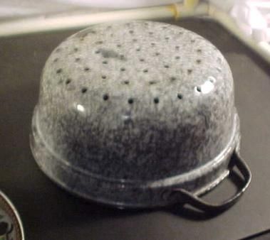 Vintage Gray Graniteware Colander