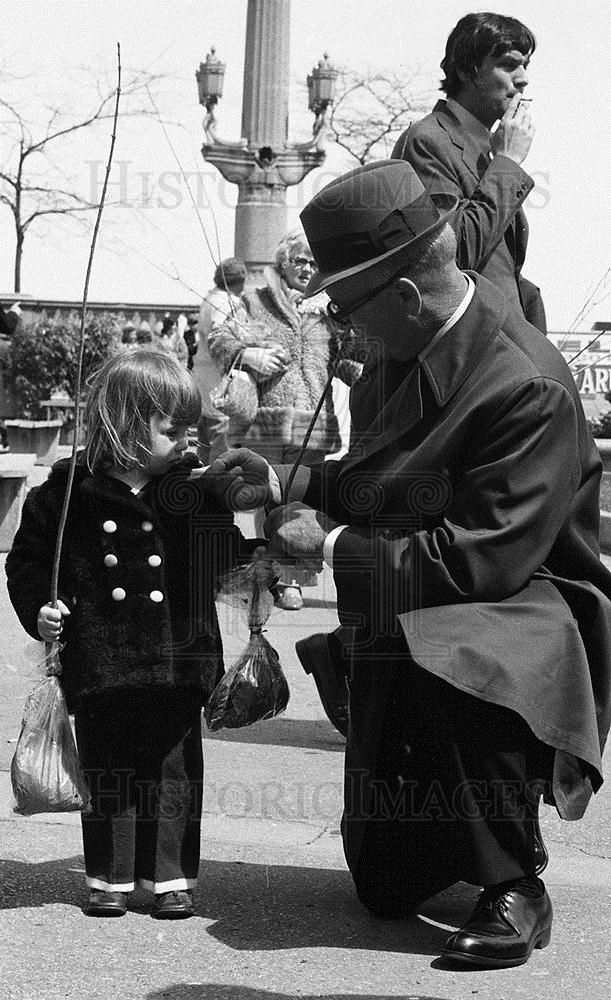 1973 35mm Negs Maypole Dance and Tree Planting at Grant Park 8