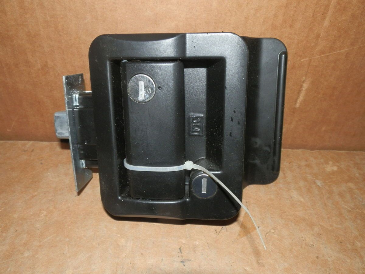 RV Black Handle Door Latch with Lock Key by FIC