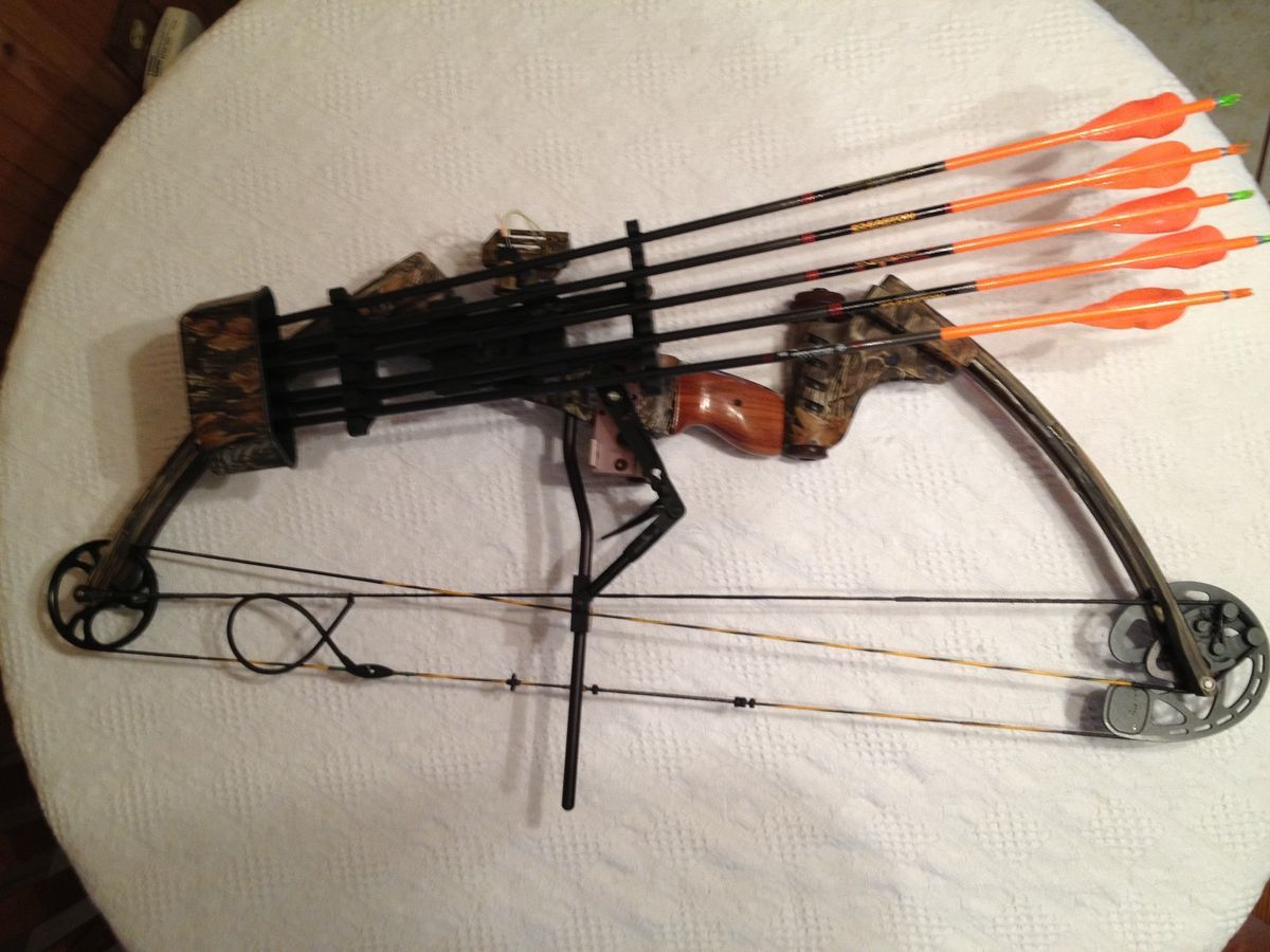 Complete Compound Bow Package Ready to Hunt