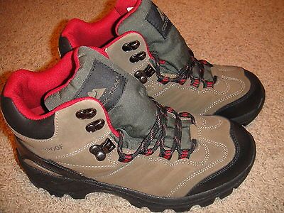 Mens Ozark Trail Waterproof Hiking Boots, size 9 M, Brown Putty II