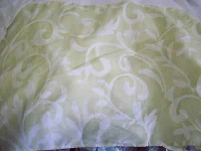 Pastel Green Floral Scroll Bed SkirtTwin/Full/Queen/K