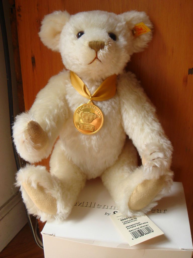 Danbury Mint the Millennium Bear by Steiff year of 2000 limited