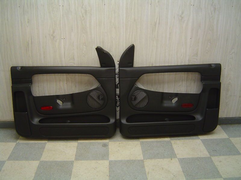 04 06 Dodge RAM 1500 SRT 10 OEM Black Door Trim Panels
