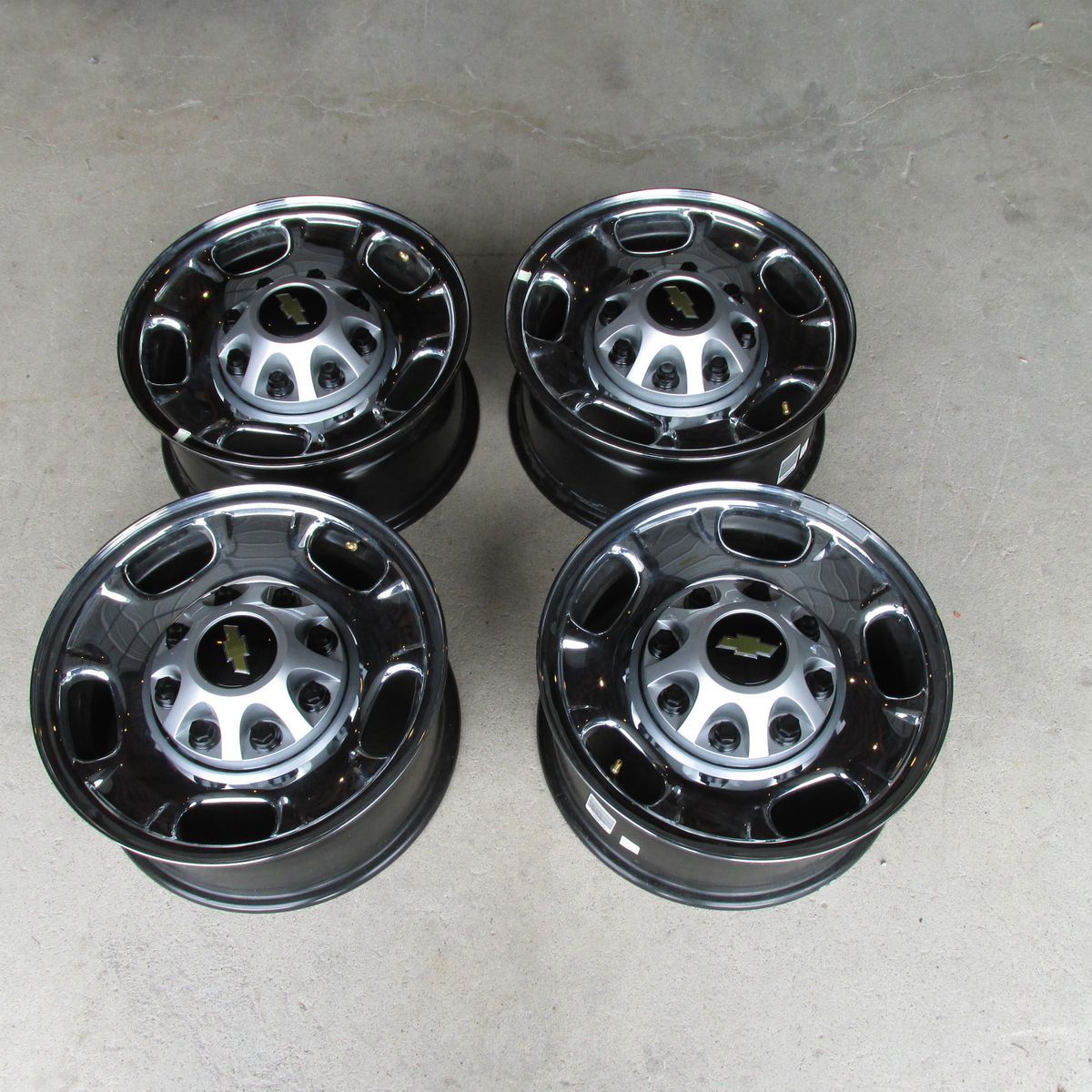 Chevy Silverado GMC Sierra 17 Steel Crome Wheels Rims